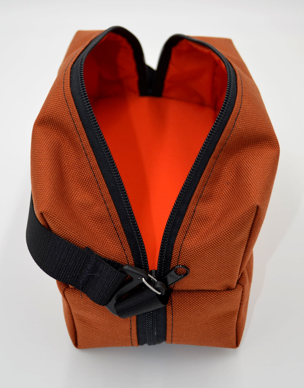 K1 Toiletry Bags
