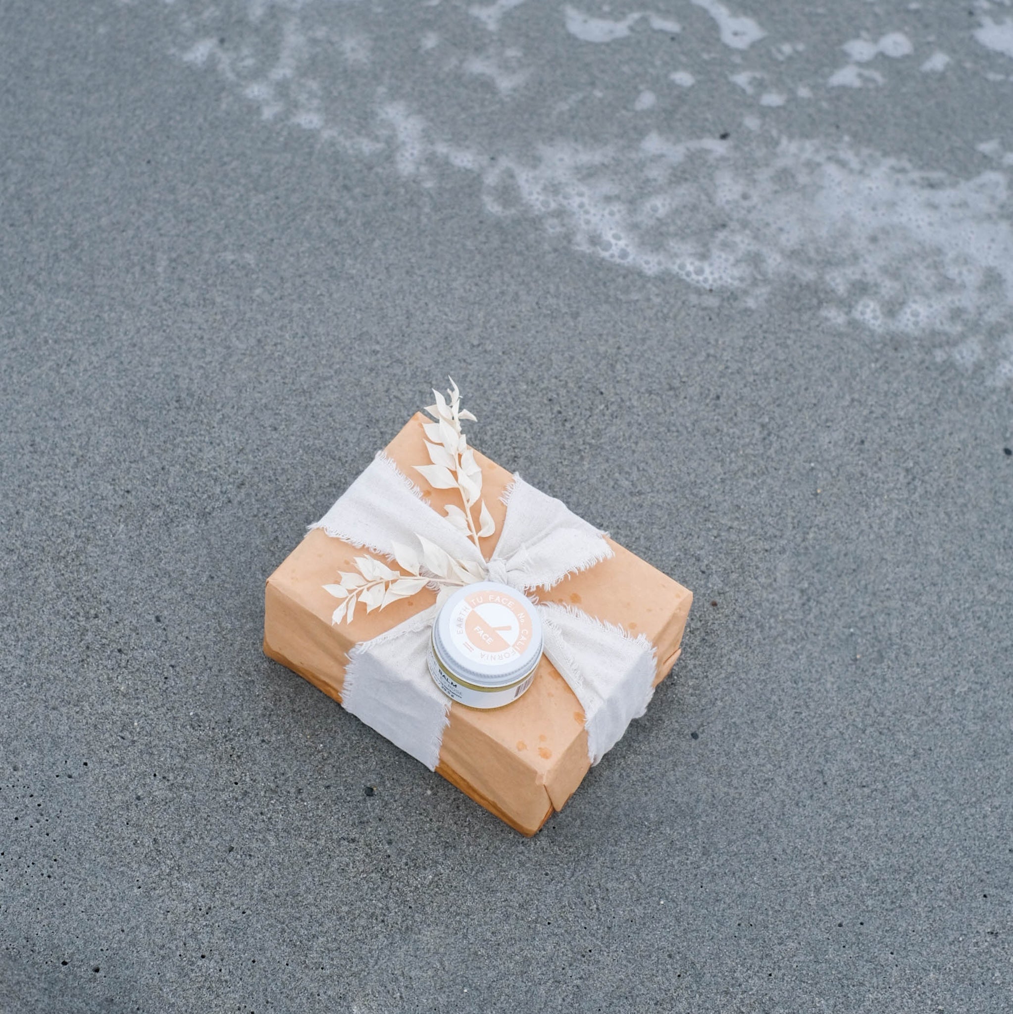 Face Balm + Mother of Pearl Spoon