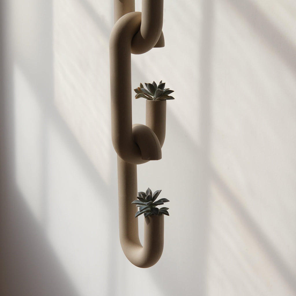 Chain Vase